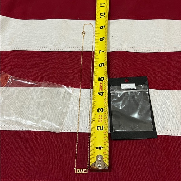 Gold color ‘Bae' Necklace - Picture 7 of 11